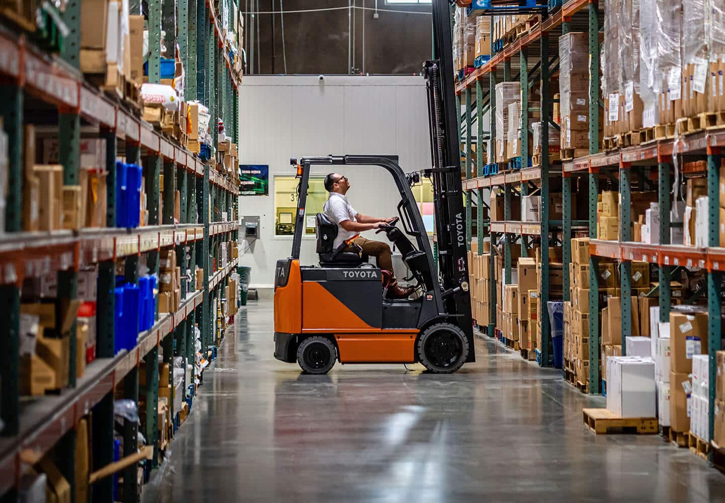 Electric Forklifts Shoppas Material Handling